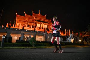 BIB: 4210
                            <button type="button" onclick="openModal(22692412)" class="btn btn-primary btn-sm float-right btn-popup" data-toggle="modal" data-target=".modal-high-quality">
                        <i class="fas fa-shopping-cart"></i> Add to Cart
                    </button>
                                            <button type="button" onclick="isThisMe(22692412, true)" class="btn btn-success btn-sm float-right btn-popup btn-isme hidden" data-toggle="tooltip" data-placement="bottom" title="นี่คือรูปของคุณใช่ไหม คลิกที่นี่เพื่อเอาเข้าอัลบั้ม">
                        <i class="fas fa-plus"></i> Add to album
                    </button>
                    <button type="button" onclick="isThisMe(22692412, false)" class="btn btn-warning btn-sm float-right btn-popup btn-isnotme hidden">
                        <i class="fas fa-ban"></i> Remove from album
                    </button>