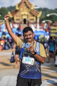 BIB: 1138, 138
                            <button type="button" onclick="openModal(22709612)" class="btn btn-primary btn-sm float-right btn-popup" data-toggle="modal" data-target=".modal-high-quality">
                        <i class="fas fa-shopping-cart"></i> Add to Cart
                    </button>
                                            <button type="button" onclick="isThisMe(22709612, true)" class="btn btn-success btn-sm float-right btn-popup btn-isme hidden" data-toggle="tooltip" data-placement="bottom" title="นี่คือรูปของคุณใช่ไหม คลิกที่นี่เพื่อเอาเข้าอัลบั้ม">
                        <i class="fas fa-plus"></i> Add to album
                    </button>
                    <button type="button" onclick="isThisMe(22709612, false)" class="btn btn-warning btn-sm float-right btn-popup btn-isnotme hidden">
                        <i class="fas fa-ban"></i> Remove from album
                    </button>