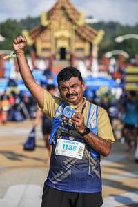 BIB: 1138
                            <button type="button" onclick="openModal(22709606)" class="btn btn-primary btn-sm float-right btn-popup" data-toggle="modal" data-target=".modal-high-quality">
                        <i class="fas fa-shopping-cart"></i> Add to Cart
                    </button>
                                            <button type="button" onclick="isThisMe(22709606, true)" class="btn btn-success btn-sm float-right btn-popup btn-isme hidden" data-toggle="tooltip" data-placement="bottom" title="นี่คือรูปของคุณใช่ไหม คลิกที่นี่เพื่อเอาเข้าอัลบั้ม">
                        <i class="fas fa-plus"></i> Add to album
                    </button>
                    <button type="button" onclick="isThisMe(22709606, false)" class="btn btn-warning btn-sm float-right btn-popup btn-isnotme hidden">
                        <i class="fas fa-ban"></i> Remove from album
                    </button>