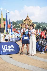 BIB: 2117
                            <button type="button" onclick="openModal(22713071)" class="btn btn-primary btn-sm float-right btn-popup" data-toggle="modal" data-target=".modal-high-quality">
                        <i class="fas fa-shopping-cart"></i> Add to Cart
                    </button>
                                            <button type="button" onclick="isThisMe(22713071, true)" class="btn btn-success btn-sm float-right btn-popup btn-isme hidden" data-toggle="tooltip" data-placement="bottom" title="นี่คือรูปของคุณใช่ไหม คลิกที่นี่เพื่อเอาเข้าอัลบั้ม">
                        <i class="fas fa-plus"></i> Add to album
                    </button>
                    <button type="button" onclick="isThisMe(22713071, false)" class="btn btn-warning btn-sm float-right btn-popup btn-isnotme hidden">
                        <i class="fas fa-ban"></i> Remove from album
                    </button>