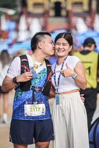 BIB: 2117
                            <button type="button" onclick="openModal(22713216)" class="btn btn-primary btn-sm float-right btn-popup" data-toggle="modal" data-target=".modal-high-quality">
                        <i class="fas fa-shopping-cart"></i> Add to Cart
                    </button>
                                            <button type="button" onclick="isThisMe(22713216, true)" class="btn btn-success btn-sm float-right btn-popup btn-isme hidden" data-toggle="tooltip" data-placement="bottom" title="นี่คือรูปของคุณใช่ไหม คลิกที่นี่เพื่อเอาเข้าอัลบั้ม">
                        <i class="fas fa-plus"></i> Add to album
                    </button>
                    <button type="button" onclick="isThisMe(22713216, false)" class="btn btn-warning btn-sm float-right btn-popup btn-isnotme hidden">
                        <i class="fas fa-ban"></i> Remove from album
                    </button>