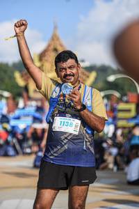 BIB: 844, 1138
                            <button type="button" onclick="openModal(22709559)" class="btn btn-primary btn-sm float-right btn-popup" data-toggle="modal" data-target=".modal-high-quality">
                        <i class="fas fa-shopping-cart"></i> Add to Cart
                    </button>
                                            <button type="button" onclick="isThisMe(22709559, true)" class="btn btn-success btn-sm float-right btn-popup btn-isme hidden" data-toggle="tooltip" data-placement="bottom" title="นี่คือรูปของคุณใช่ไหม คลิกที่นี่เพื่อเอาเข้าอัลบั้ม">
                        <i class="fas fa-plus"></i> Add to album
                    </button>
                    <button type="button" onclick="isThisMe(22709559, false)" class="btn btn-warning btn-sm float-right btn-popup btn-isnotme hidden">
                        <i class="fas fa-ban"></i> Remove from album
                    </button>