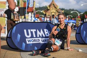 BIB: 902
                            <button type="button" onclick="openModal(22709520)" class="btn btn-primary btn-sm float-right btn-popup" data-toggle="modal" data-target=".modal-high-quality">
                        <i class="fas fa-shopping-cart"></i> Add to Cart
                    </button>
                                            <button type="button" onclick="isThisMe(22709520, true)" class="btn btn-success btn-sm float-right btn-popup btn-isme hidden" data-toggle="tooltip" data-placement="bottom" title="นี่คือรูปของคุณใช่ไหม คลิกที่นี่เพื่อเอาเข้าอัลบั้ม">
                        <i class="fas fa-plus"></i> Add to album
                    </button>
                    <button type="button" onclick="isThisMe(22709520, false)" class="btn btn-warning btn-sm float-right btn-popup btn-isnotme hidden">
                        <i class="fas fa-ban"></i> Remove from album
                    </button>