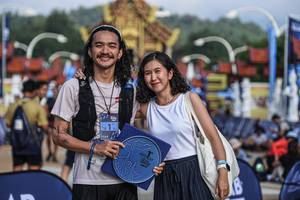 BIB: 
                            <button type="button" onclick="openModal(22711604)" class="btn btn-primary btn-sm float-right btn-popup" data-toggle="modal" data-target=".modal-high-quality">
                        <i class="fas fa-shopping-cart"></i> Add to Cart
                    </button>
                                            <button type="button" onclick="isThisMe(22711604, true)" class="btn btn-success btn-sm float-right btn-popup btn-isme hidden" data-toggle="tooltip" data-placement="bottom" title="นี่คือรูปของคุณใช่ไหม คลิกที่นี่เพื่อเอาเข้าอัลบั้ม">
                        <i class="fas fa-plus"></i> Add to album
                    </button>
                    <button type="button" onclick="isThisMe(22711604, false)" class="btn btn-warning btn-sm float-right btn-popup btn-isnotme hidden">
                        <i class="fas fa-ban"></i> Remove from album
                    </button>