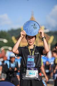 BIB: 044, 905, 38111
                            <button type="button" onclick="openModal(22706791)" class="btn btn-primary btn-sm float-right btn-popup" data-toggle="modal" data-target=".modal-high-quality">
                        <i class="fas fa-shopping-cart"></i> Add to Cart
                    </button>
                                            <button type="button" onclick="isThisMe(22706791, true)" class="btn btn-success btn-sm float-right btn-popup btn-isme hidden" data-toggle="tooltip" data-placement="bottom" title="นี่คือรูปของคุณใช่ไหม คลิกที่นี่เพื่อเอาเข้าอัลบั้ม">
                        <i class="fas fa-plus"></i> Add to album
                    </button>
                    <button type="button" onclick="isThisMe(22706791, false)" class="btn btn-warning btn-sm float-right btn-popup btn-isnotme hidden">
                        <i class="fas fa-ban"></i> Remove from album
                    </button>