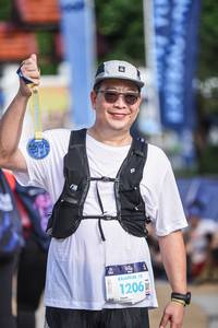 BIB: 1206
                            <button type="button" onclick="openModal(22713668)" class="btn btn-primary btn-sm float-right btn-popup" data-toggle="modal" data-target=".modal-high-quality">
                        <i class="fas fa-shopping-cart"></i> Add to Cart
                    </button>
                                            <button type="button" onclick="isThisMe(22713668, true)" class="btn btn-success btn-sm float-right btn-popup btn-isme hidden" data-toggle="tooltip" data-placement="bottom" title="นี่คือรูปของคุณใช่ไหม คลิกที่นี่เพื่อเอาเข้าอัลบั้ม">
                        <i class="fas fa-plus"></i> Add to album
                    </button>
                    <button type="button" onclick="isThisMe(22713668, false)" class="btn btn-warning btn-sm float-right btn-popup btn-isnotme hidden">
                        <i class="fas fa-ban"></i> Remove from album
                    </button>