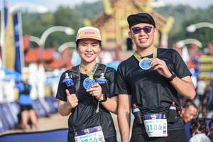 BIB: 1463, 1186, 10145
                            <button type="button" onclick="openModal(22709933)" class="btn btn-primary btn-sm float-right btn-popup" data-toggle="modal" data-target=".modal-high-quality">
                        <i class="fas fa-shopping-cart"></i> Add to Cart
                    </button>
                                            <button type="button" onclick="isThisMe(22709933, true)" class="btn btn-success btn-sm float-right btn-popup btn-isme hidden" data-toggle="tooltip" data-placement="bottom" title="นี่คือรูปของคุณใช่ไหม คลิกที่นี่เพื่อเอาเข้าอัลบั้ม">
                        <i class="fas fa-plus"></i> Add to album
                    </button>
                    <button type="button" onclick="isThisMe(22709933, false)" class="btn btn-warning btn-sm float-right btn-popup btn-isnotme hidden">
                        <i class="fas fa-ban"></i> Remove from album
                    </button>