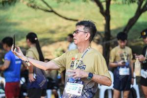 BIB: 1422, 1107
                            <button type="button" onclick="openModal(22709001)" class="btn btn-primary btn-sm float-right btn-popup" data-toggle="modal" data-target=".modal-high-quality">
                        <i class="fas fa-shopping-cart"></i> Add to Cart
                    </button>
                                            <button type="button" onclick="isThisMe(22709001, true)" class="btn btn-success btn-sm float-right btn-popup btn-isme hidden" data-toggle="tooltip" data-placement="bottom" title="นี่คือรูปของคุณใช่ไหม คลิกที่นี่เพื่อเอาเข้าอัลบั้ม">
                        <i class="fas fa-plus"></i> Add to album
                    </button>
                    <button type="button" onclick="isThisMe(22709001, false)" class="btn btn-warning btn-sm float-right btn-popup btn-isnotme hidden">
                        <i class="fas fa-ban"></i> Remove from album
                    </button>