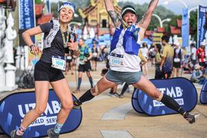 BIB: 1019, 1305
                            <button type="button" onclick="openModal(22712477)" class="btn btn-primary btn-sm float-right btn-popup" data-toggle="modal" data-target=".modal-high-quality">
                        <i class="fas fa-shopping-cart"></i> Add to Cart
                    </button>
                                            <button type="button" onclick="isThisMe(22712477, true)" class="btn btn-success btn-sm float-right btn-popup btn-isme hidden" data-toggle="tooltip" data-placement="bottom" title="นี่คือรูปของคุณใช่ไหม คลิกที่นี่เพื่อเอาเข้าอัลบั้ม">
                        <i class="fas fa-plus"></i> Add to album
                    </button>
                    <button type="button" onclick="isThisMe(22712477, false)" class="btn btn-warning btn-sm float-right btn-popup btn-isnotme hidden">
                        <i class="fas fa-ban"></i> Remove from album
                    </button>