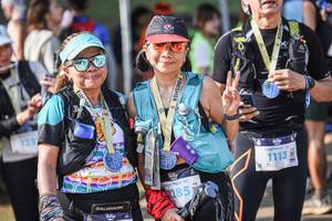 BIB: 1285, 1113
                            <button type="button" onclick="openModal(22716447)" class="btn btn-primary btn-sm float-right btn-popup" data-toggle="modal" data-target=".modal-high-quality">
                        <i class="fas fa-shopping-cart"></i> Add to Cart
                    </button>
                                            <button type="button" onclick="isThisMe(22716447, true)" class="btn btn-success btn-sm float-right btn-popup btn-isme hidden" data-toggle="tooltip" data-placement="bottom" title="นี่คือรูปของคุณใช่ไหม คลิกที่นี่เพื่อเอาเข้าอัลบั้ม">
                        <i class="fas fa-plus"></i> Add to album
                    </button>
                    <button type="button" onclick="isThisMe(22716447, false)" class="btn btn-warning btn-sm float-right btn-popup btn-isnotme hidden">
                        <i class="fas fa-ban"></i> Remove from album
                    </button>