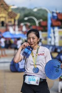 BIB: 044, 1516
                            <button type="button" onclick="openModal(22710919)" class="btn btn-primary btn-sm float-right btn-popup" data-toggle="modal" data-target=".modal-high-quality">
                        <i class="fas fa-shopping-cart"></i> Add to Cart
                    </button>
                                            <button type="button" onclick="isThisMe(22710919, true)" class="btn btn-success btn-sm float-right btn-popup btn-isme hidden" data-toggle="tooltip" data-placement="bottom" title="นี่คือรูปของคุณใช่ไหม คลิกที่นี่เพื่อเอาเข้าอัลบั้ม">
                        <i class="fas fa-plus"></i> Add to album
                    </button>
                    <button type="button" onclick="isThisMe(22710919, false)" class="btn btn-warning btn-sm float-right btn-popup btn-isnotme hidden">
                        <i class="fas fa-ban"></i> Remove from album
                    </button>