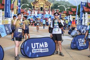 BIB: 3231, 1395
                            <button type="button" onclick="openModal(22710851)" class="btn btn-primary btn-sm float-right btn-popup" data-toggle="modal" data-target=".modal-high-quality">
                        <i class="fas fa-shopping-cart"></i> Add to Cart
                    </button>
                                            <button type="button" onclick="isThisMe(22710851, true)" class="btn btn-success btn-sm float-right btn-popup btn-isme hidden" data-toggle="tooltip" data-placement="bottom" title="นี่คือรูปของคุณใช่ไหม คลิกที่นี่เพื่อเอาเข้าอัลบั้ม">
                        <i class="fas fa-plus"></i> Add to album
                    </button>
                    <button type="button" onclick="isThisMe(22710851, false)" class="btn btn-warning btn-sm float-right btn-popup btn-isnotme hidden">
                        <i class="fas fa-ban"></i> Remove from album
                    </button>