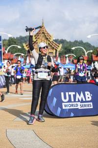 BIB: 1225
                            <button type="button" onclick="openModal(22715423)" class="btn btn-primary btn-sm float-right btn-popup" data-toggle="modal" data-target=".modal-high-quality">
                        <i class="fas fa-shopping-cart"></i> Add to Cart
                    </button>
                                            <button type="button" onclick="isThisMe(22715423, true)" class="btn btn-success btn-sm float-right btn-popup btn-isme hidden" data-toggle="tooltip" data-placement="bottom" title="นี่คือรูปของคุณใช่ไหม คลิกที่นี่เพื่อเอาเข้าอัลบั้ม">
                        <i class="fas fa-plus"></i> Add to album
                    </button>
                    <button type="button" onclick="isThisMe(22715423, false)" class="btn btn-warning btn-sm float-right btn-popup btn-isnotme hidden">
                        <i class="fas fa-ban"></i> Remove from album
                    </button>