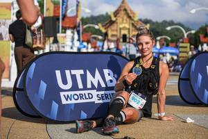 BIB: 902
                            <button type="button" onclick="openModal(22709516)" class="btn btn-primary btn-sm float-right btn-popup" data-toggle="modal" data-target=".modal-high-quality">
                        <i class="fas fa-shopping-cart"></i> Add to Cart
                    </button>
                                            <button type="button" onclick="isThisMe(22709516, true)" class="btn btn-success btn-sm float-right btn-popup btn-isme hidden" data-toggle="tooltip" data-placement="bottom" title="นี่คือรูปของคุณใช่ไหม คลิกที่นี่เพื่อเอาเข้าอัลบั้ม">
                        <i class="fas fa-plus"></i> Add to album
                    </button>
                    <button type="button" onclick="isThisMe(22709516, false)" class="btn btn-warning btn-sm float-right btn-popup btn-isnotme hidden">
                        <i class="fas fa-ban"></i> Remove from album
                    </button>