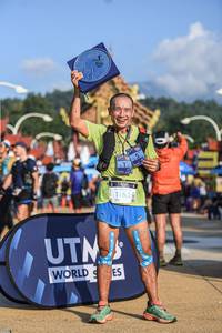 BIB: 1162
                            <button type="button" onclick="openModal(22706167)" class="btn btn-primary btn-sm float-right btn-popup" data-toggle="modal" data-target=".modal-high-quality">
                        <i class="fas fa-shopping-cart"></i> Add to Cart
                    </button>
                                            <button type="button" onclick="isThisMe(22706167, true)" class="btn btn-success btn-sm float-right btn-popup btn-isme hidden" data-toggle="tooltip" data-placement="bottom" title="นี่คือรูปของคุณใช่ไหม คลิกที่นี่เพื่อเอาเข้าอัลบั้ม">
                        <i class="fas fa-plus"></i> Add to album
                    </button>
                    <button type="button" onclick="isThisMe(22706167, false)" class="btn btn-warning btn-sm float-right btn-popup btn-isnotme hidden">
                        <i class="fas fa-ban"></i> Remove from album
                    </button>