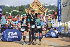 BIB: 1251, 12852
                            <button type="button" onclick="openModal(22716483)" class="btn btn-primary btn-sm float-right btn-popup" data-toggle="modal" data-target=".modal-high-quality">
                        <i class="fas fa-shopping-cart"></i> Add to Cart
                    </button>
                                            <button type="button" onclick="isThisMe(22716483, true)" class="btn btn-success btn-sm float-right btn-popup btn-isme hidden" data-toggle="tooltip" data-placement="bottom" title="นี่คือรูปของคุณใช่ไหม คลิกที่นี่เพื่อเอาเข้าอัลบั้ม">
                        <i class="fas fa-plus"></i> Add to album
                    </button>
                    <button type="button" onclick="isThisMe(22716483, false)" class="btn btn-warning btn-sm float-right btn-popup btn-isnotme hidden">
                        <i class="fas fa-ban"></i> Remove from album
                    </button>