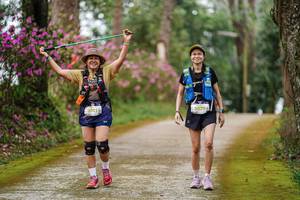 BIB: 3021, 3079
                            <button type="button" onclick="openModal(22739242)" class="btn btn-primary btn-sm float-right btn-popup" data-toggle="modal" data-target=".modal-high-quality">
                        <i class="fas fa-shopping-cart"></i> Add to Cart
                    </button>
                                            <button type="button" onclick="isThisMe(22739242, true)" class="btn btn-success btn-sm float-right btn-popup btn-isme hidden" data-toggle="tooltip" data-placement="bottom" title="นี่คือรูปของคุณใช่ไหม คลิกที่นี่เพื่อเอาเข้าอัลบั้ม">
                        <i class="fas fa-plus"></i> Add to album
                    </button>
                    <button type="button" onclick="isThisMe(22739242, false)" class="btn btn-warning btn-sm float-right btn-popup btn-isnotme hidden">
                        <i class="fas fa-ban"></i> Remove from album
                    </button>