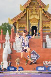 BIB: 520
                            <button type="button" onclick="openModal(22543961)" class="btn btn-primary btn-sm float-right btn-popup" data-toggle="modal" data-target=".modal-high-quality">
                        <i class="fas fa-shopping-cart"></i> Add to Cart
                    </button>
                                            <button type="button" onclick="isThisMe(22543961, true)" class="btn btn-success btn-sm float-right btn-popup btn-isme hidden" data-toggle="tooltip" data-placement="bottom" title="นี่คือรูปของคุณใช่ไหม คลิกที่นี่เพื่อเอาเข้าอัลบั้ม">
                        <i class="fas fa-plus"></i> Add to album
                    </button>
                    <button type="button" onclick="isThisMe(22543961, false)" class="btn btn-warning btn-sm float-right btn-popup btn-isnotme hidden">
                        <i class="fas fa-ban"></i> Remove from album
                    </button>