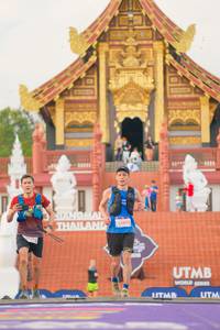 BIB: 5309
                            <button type="button" onclick="openModal(22550914)" class="btn btn-primary btn-sm float-right btn-popup" data-toggle="modal" data-target=".modal-high-quality">
                        <i class="fas fa-shopping-cart"></i> Add to Cart
                    </button>
                                            <button type="button" onclick="isThisMe(22550914, true)" class="btn btn-success btn-sm float-right btn-popup btn-isme hidden" data-toggle="tooltip" data-placement="bottom" title="นี่คือรูปของคุณใช่ไหม คลิกที่นี่เพื่อเอาเข้าอัลบั้ม">
                        <i class="fas fa-plus"></i> Add to album
                    </button>
                    <button type="button" onclick="isThisMe(22550914, false)" class="btn btn-warning btn-sm float-right btn-popup btn-isnotme hidden">
                        <i class="fas fa-ban"></i> Remove from album
                    </button>