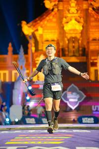 BIB: 240, 5906
                            <button type="button" onclick="openModal(22647037)" class="btn btn-primary btn-sm float-right btn-popup" data-toggle="modal" data-target=".modal-high-quality">
                        <i class="fas fa-shopping-cart"></i> Add to Cart
                    </button>
                                            <button type="button" onclick="isThisMe(22647037, true)" class="btn btn-success btn-sm float-right btn-popup btn-isme hidden" data-toggle="tooltip" data-placement="bottom" title="นี่คือรูปของคุณใช่ไหม คลิกที่นี่เพื่อเอาเข้าอัลบั้ม">
                        <i class="fas fa-plus"></i> Add to album
                    </button>
                    <button type="button" onclick="isThisMe(22647037, false)" class="btn btn-warning btn-sm float-right btn-popup btn-isnotme hidden">
                        <i class="fas fa-ban"></i> Remove from album
                    </button>