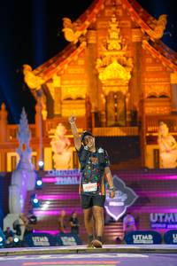 BIB: 6300, 0333
                            <button type="button" onclick="openModal(22649016)" class="btn btn-primary btn-sm float-right btn-popup" data-toggle="modal" data-target=".modal-high-quality">
                        <i class="fas fa-shopping-cart"></i> Add to Cart
                    </button>
                                            <button type="button" onclick="isThisMe(22649016, true)" class="btn btn-success btn-sm float-right btn-popup btn-isme hidden" data-toggle="tooltip" data-placement="bottom" title="นี่คือรูปของคุณใช่ไหม คลิกที่นี่เพื่อเอาเข้าอัลบั้ม">
                        <i class="fas fa-plus"></i> Add to album
                    </button>
                    <button type="button" onclick="isThisMe(22649016, false)" class="btn btn-warning btn-sm float-right btn-popup btn-isnotme hidden">
                        <i class="fas fa-ban"></i> Remove from album
                    </button>