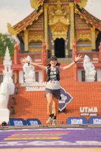 BIB: 193
                            <button type="button" onclick="openModal(22539948)" class="btn btn-primary btn-sm float-right btn-popup" data-toggle="modal" data-target=".modal-high-quality">
                        <i class="fas fa-shopping-cart"></i> Add to Cart
                    </button>
                                            <button type="button" onclick="isThisMe(22539948, true)" class="btn btn-success btn-sm float-right btn-popup btn-isme hidden" data-toggle="tooltip" data-placement="bottom" title="นี่คือรูปของคุณใช่ไหม คลิกที่นี่เพื่อเอาเข้าอัลบั้ม">
                        <i class="fas fa-plus"></i> Add to album
                    </button>
                    <button type="button" onclick="isThisMe(22539948, false)" class="btn btn-warning btn-sm float-right btn-popup btn-isnotme hidden">
                        <i class="fas fa-ban"></i> Remove from album
                    </button>