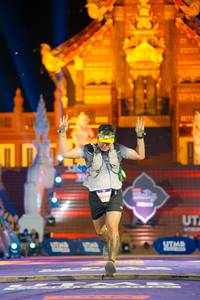 BIB: 6004
                            <button type="button" onclick="openModal(22579117)" class="btn btn-primary btn-sm float-right btn-popup" data-toggle="modal" data-target=".modal-high-quality">
                        <i class="fas fa-shopping-cart"></i> Add to Cart
                    </button>
                                            <button type="button" onclick="isThisMe(22579117, true)" class="btn btn-success btn-sm float-right btn-popup btn-isme hidden" data-toggle="tooltip" data-placement="bottom" title="นี่คือรูปของคุณใช่ไหม คลิกที่นี่เพื่อเอาเข้าอัลบั้ม">
                        <i class="fas fa-plus"></i> Add to album
                    </button>
                    <button type="button" onclick="isThisMe(22579117, false)" class="btn btn-warning btn-sm float-right btn-popup btn-isnotme hidden">
                        <i class="fas fa-ban"></i> Remove from album
                    </button>