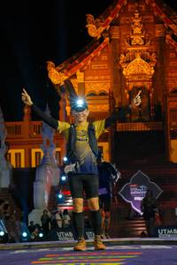 BIB: 2009
                            <button type="button" onclick="openModal(22649287)" class="btn btn-primary btn-sm float-right btn-popup" data-toggle="modal" data-target=".modal-high-quality">
                        <i class="fas fa-shopping-cart"></i> Add to Cart
                    </button>
                                            <button type="button" onclick="isThisMe(22649287, true)" class="btn btn-success btn-sm float-right btn-popup btn-isme hidden" data-toggle="tooltip" data-placement="bottom" title="นี่คือรูปของคุณใช่ไหม คลิกที่นี่เพื่อเอาเข้าอัลบั้ม">
                        <i class="fas fa-plus"></i> Add to album
                    </button>
                    <button type="button" onclick="isThisMe(22649287, false)" class="btn btn-warning btn-sm float-right btn-popup btn-isnotme hidden">
                        <i class="fas fa-ban"></i> Remove from album
                    </button>