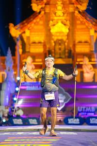 BIB: 6092
                            <button type="button" onclick="openModal(22580064)" class="btn btn-primary btn-sm float-right btn-popup" data-toggle="modal" data-target=".modal-high-quality">
                        <i class="fas fa-shopping-cart"></i> Add to Cart
                    </button>
                                            <button type="button" onclick="isThisMe(22580064, true)" class="btn btn-success btn-sm float-right btn-popup btn-isme hidden" data-toggle="tooltip" data-placement="bottom" title="นี่คือรูปของคุณใช่ไหม คลิกที่นี่เพื่อเอาเข้าอัลบั้ม">
                        <i class="fas fa-plus"></i> Add to album
                    </button>
                    <button type="button" onclick="isThisMe(22580064, false)" class="btn btn-warning btn-sm float-right btn-popup btn-isnotme hidden">
                        <i class="fas fa-ban"></i> Remove from album
                    </button>