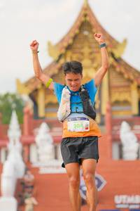 BIB: 204, 201
                            <button type="button" onclick="openModal(22545535)" class="btn btn-primary btn-sm float-right btn-popup" data-toggle="modal" data-target=".modal-high-quality">
                        <i class="fas fa-shopping-cart"></i> Add to Cart
                    </button>
                                            <button type="button" onclick="isThisMe(22545535, true)" class="btn btn-success btn-sm float-right btn-popup btn-isme hidden" data-toggle="tooltip" data-placement="bottom" title="นี่คือรูปของคุณใช่ไหม คลิกที่นี่เพื่อเอาเข้าอัลบั้ม">
                        <i class="fas fa-plus"></i> Add to album
                    </button>
                    <button type="button" onclick="isThisMe(22545535, false)" class="btn btn-warning btn-sm float-right btn-popup btn-isnotme hidden">
                        <i class="fas fa-ban"></i> Remove from album
                    </button>