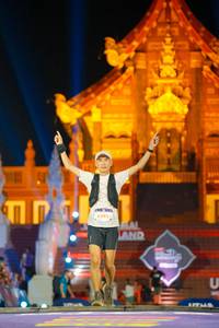 BIB: 6293
                            <button type="button" onclick="openModal(22578099)" class="btn btn-primary btn-sm float-right btn-popup" data-toggle="modal" data-target=".modal-high-quality">
                        <i class="fas fa-shopping-cart"></i> Add to Cart
                    </button>
                                            <button type="button" onclick="isThisMe(22578099, true)" class="btn btn-success btn-sm float-right btn-popup btn-isme hidden" data-toggle="tooltip" data-placement="bottom" title="นี่คือรูปของคุณใช่ไหม คลิกที่นี่เพื่อเอาเข้าอัลบั้ม">
                        <i class="fas fa-plus"></i> Add to album
                    </button>
                    <button type="button" onclick="isThisMe(22578099, false)" class="btn btn-warning btn-sm float-right btn-popup btn-isnotme hidden">
                        <i class="fas fa-ban"></i> Remove from album
                    </button>