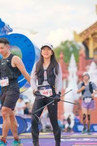 BIB: 5923, 104
                            <button type="button" onclick="openModal(22552697)" class="btn btn-primary btn-sm float-right btn-popup" data-toggle="modal" data-target=".modal-high-quality">
                        <i class="fas fa-shopping-cart"></i> Add to Cart
                    </button>
                                            <button type="button" onclick="isThisMe(22552697, true)" class="btn btn-success btn-sm float-right btn-popup btn-isme hidden" data-toggle="tooltip" data-placement="bottom" title="นี่คือรูปของคุณใช่ไหม คลิกที่นี่เพื่อเอาเข้าอัลบั้ม">
                        <i class="fas fa-plus"></i> Add to album
                    </button>
                    <button type="button" onclick="isThisMe(22552697, false)" class="btn btn-warning btn-sm float-right btn-popup btn-isnotme hidden">
                        <i class="fas fa-ban"></i> Remove from album
                    </button>