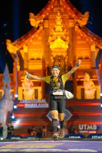 BIB: 259
                            <button type="button" onclick="openModal(22578319)" class="btn btn-primary btn-sm float-right btn-popup" data-toggle="modal" data-target=".modal-high-quality">
                        <i class="fas fa-shopping-cart"></i> Add to Cart
                    </button>
                                            <button type="button" onclick="isThisMe(22578319, true)" class="btn btn-success btn-sm float-right btn-popup btn-isme hidden" data-toggle="tooltip" data-placement="bottom" title="นี่คือรูปของคุณใช่ไหม คลิกที่นี่เพื่อเอาเข้าอัลบั้ม">
                        <i class="fas fa-plus"></i> Add to album
                    </button>
                    <button type="button" onclick="isThisMe(22578319, false)" class="btn btn-warning btn-sm float-right btn-popup btn-isnotme hidden">
                        <i class="fas fa-ban"></i> Remove from album
                    </button>