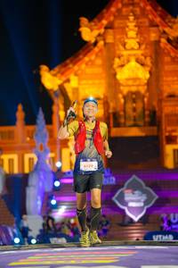 BIB: 6129
                            <button type="button" onclick="openModal(22648221)" class="btn btn-primary btn-sm float-right btn-popup" data-toggle="modal" data-target=".modal-high-quality">
                        <i class="fas fa-shopping-cart"></i> Add to Cart
                    </button>
                                            <button type="button" onclick="isThisMe(22648221, true)" class="btn btn-success btn-sm float-right btn-popup btn-isme hidden" data-toggle="tooltip" data-placement="bottom" title="นี่คือรูปของคุณใช่ไหม คลิกที่นี่เพื่อเอาเข้าอัลบั้ม">
                        <i class="fas fa-plus"></i> Add to album
                    </button>
                    <button type="button" onclick="isThisMe(22648221, false)" class="btn btn-warning btn-sm float-right btn-popup btn-isnotme hidden">
                        <i class="fas fa-ban"></i> Remove from album
                    </button>