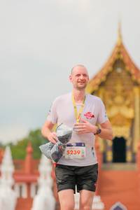 BIB: 5239
                            <button type="button" onclick="openModal(22537159)" class="btn btn-primary btn-sm float-right btn-popup" data-toggle="modal" data-target=".modal-high-quality">
                        <i class="fas fa-shopping-cart"></i> Add to Cart
                    </button>
                                            <button type="button" onclick="isThisMe(22537159, true)" class="btn btn-success btn-sm float-right btn-popup btn-isme hidden" data-toggle="tooltip" data-placement="bottom" title="นี่คือรูปของคุณใช่ไหม คลิกที่นี่เพื่อเอาเข้าอัลบั้ม">
                        <i class="fas fa-plus"></i> Add to album
                    </button>
                    <button type="button" onclick="isThisMe(22537159, false)" class="btn btn-warning btn-sm float-right btn-popup btn-isnotme hidden">
                        <i class="fas fa-ban"></i> Remove from album
                    </button>