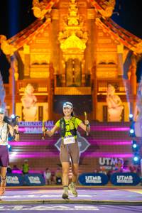 BIB: 5579
                            <button type="button" onclick="openModal(22579128)" class="btn btn-primary btn-sm float-right btn-popup" data-toggle="modal" data-target=".modal-high-quality">
                        <i class="fas fa-shopping-cart"></i> Add to Cart
                    </button>
                                            <button type="button" onclick="isThisMe(22579128, true)" class="btn btn-success btn-sm float-right btn-popup btn-isme hidden" data-toggle="tooltip" data-placement="bottom" title="นี่คือรูปของคุณใช่ไหม คลิกที่นี่เพื่อเอาเข้าอัลบั้ม">
                        <i class="fas fa-plus"></i> Add to album
                    </button>
                    <button type="button" onclick="isThisMe(22579128, false)" class="btn btn-warning btn-sm float-right btn-popup btn-isnotme hidden">
                        <i class="fas fa-ban"></i> Remove from album
                    </button>