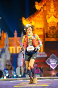 BIB: 6205
                            <button type="button" onclick="openModal(22646798)" class="btn btn-primary btn-sm float-right btn-popup" data-toggle="modal" data-target=".modal-high-quality">
                        <i class="fas fa-shopping-cart"></i> Add to Cart
                    </button>
                                            <button type="button" onclick="isThisMe(22646798, true)" class="btn btn-success btn-sm float-right btn-popup btn-isme hidden" data-toggle="tooltip" data-placement="bottom" title="นี่คือรูปของคุณใช่ไหม คลิกที่นี่เพื่อเอาเข้าอัลบั้ม">
                        <i class="fas fa-plus"></i> Add to album
                    </button>
                    <button type="button" onclick="isThisMe(22646798, false)" class="btn btn-warning btn-sm float-right btn-popup btn-isnotme hidden">
                        <i class="fas fa-ban"></i> Remove from album
                    </button>