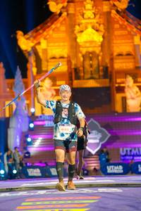 BIB: 6182
                            <button type="button" onclick="openModal(22580528)" class="btn btn-primary btn-sm float-right btn-popup" data-toggle="modal" data-target=".modal-high-quality">
                        <i class="fas fa-shopping-cart"></i> Add to Cart
                    </button>
                                            <button type="button" onclick="isThisMe(22580528, true)" class="btn btn-success btn-sm float-right btn-popup btn-isme hidden" data-toggle="tooltip" data-placement="bottom" title="นี่คือรูปของคุณใช่ไหม คลิกที่นี่เพื่อเอาเข้าอัลบั้ม">
                        <i class="fas fa-plus"></i> Add to album
                    </button>
                    <button type="button" onclick="isThisMe(22580528, false)" class="btn btn-warning btn-sm float-right btn-popup btn-isnotme hidden">
                        <i class="fas fa-ban"></i> Remove from album
                    </button>