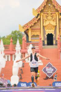 BIB: 5615, 512
                            <button type="button" onclick="openModal(22549426)" class="btn btn-primary btn-sm float-right btn-popup" data-toggle="modal" data-target=".modal-high-quality">
                        <i class="fas fa-shopping-cart"></i> Add to Cart
                    </button>
                                            <button type="button" onclick="isThisMe(22549426, true)" class="btn btn-success btn-sm float-right btn-popup btn-isme hidden" data-toggle="tooltip" data-placement="bottom" title="นี่คือรูปของคุณใช่ไหม คลิกที่นี่เพื่อเอาเข้าอัลบั้ม">
                        <i class="fas fa-plus"></i> Add to album
                    </button>
                    <button type="button" onclick="isThisMe(22549426, false)" class="btn btn-warning btn-sm float-right btn-popup btn-isnotme hidden">
                        <i class="fas fa-ban"></i> Remove from album
                    </button>