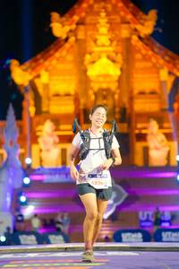 BIB: 5226
                            <button type="button" onclick="openModal(22648817)" class="btn btn-primary btn-sm float-right btn-popup" data-toggle="modal" data-target=".modal-high-quality">
                        <i class="fas fa-shopping-cart"></i> Add to Cart
                    </button>
                                            <button type="button" onclick="isThisMe(22648817, true)" class="btn btn-success btn-sm float-right btn-popup btn-isme hidden" data-toggle="tooltip" data-placement="bottom" title="นี่คือรูปของคุณใช่ไหม คลิกที่นี่เพื่อเอาเข้าอัลบั้ม">
                        <i class="fas fa-plus"></i> Add to album
                    </button>
                    <button type="button" onclick="isThisMe(22648817, false)" class="btn btn-warning btn-sm float-right btn-popup btn-isnotme hidden">
                        <i class="fas fa-ban"></i> Remove from album
                    </button>