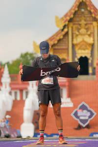 BIB: 5142
                            <button type="button" onclick="openModal(22535842)" class="btn btn-primary btn-sm float-right btn-popup" data-toggle="modal" data-target=".modal-high-quality">
                        <i class="fas fa-shopping-cart"></i> Add to Cart
                    </button>
                                            <button type="button" onclick="isThisMe(22535842, true)" class="btn btn-success btn-sm float-right btn-popup btn-isme hidden" data-toggle="tooltip" data-placement="bottom" title="นี่คือรูปของคุณใช่ไหม คลิกที่นี่เพื่อเอาเข้าอัลบั้ม">
                        <i class="fas fa-plus"></i> Add to album
                    </button>
                    <button type="button" onclick="isThisMe(22535842, false)" class="btn btn-warning btn-sm float-right btn-popup btn-isnotme hidden">
                        <i class="fas fa-ban"></i> Remove from album
                    </button>