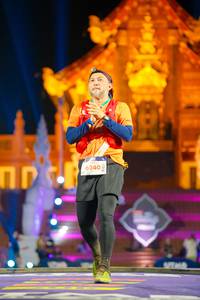 BIB: 6240
                            <button type="button" onclick="openModal(22648411)" class="btn btn-primary btn-sm float-right btn-popup" data-toggle="modal" data-target=".modal-high-quality">
                        <i class="fas fa-shopping-cart"></i> Add to Cart
                    </button>
                                            <button type="button" onclick="isThisMe(22648411, true)" class="btn btn-success btn-sm float-right btn-popup btn-isme hidden" data-toggle="tooltip" data-placement="bottom" title="นี่คือรูปของคุณใช่ไหม คลิกที่นี่เพื่อเอาเข้าอัลบั้ม">
                        <i class="fas fa-plus"></i> Add to album
                    </button>
                    <button type="button" onclick="isThisMe(22648411, false)" class="btn btn-warning btn-sm float-right btn-popup btn-isnotme hidden">
                        <i class="fas fa-ban"></i> Remove from album
                    </button>