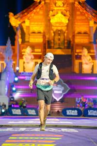 BIB: 5404
                            <button type="button" onclick="openModal(22579227)" class="btn btn-primary btn-sm float-right btn-popup" data-toggle="modal" data-target=".modal-high-quality">
                        <i class="fas fa-shopping-cart"></i> Add to Cart
                    </button>
                                            <button type="button" onclick="isThisMe(22579227, true)" class="btn btn-success btn-sm float-right btn-popup btn-isme hidden" data-toggle="tooltip" data-placement="bottom" title="นี่คือรูปของคุณใช่ไหม คลิกที่นี่เพื่อเอาเข้าอัลบั้ม">
                        <i class="fas fa-plus"></i> Add to album
                    </button>
                    <button type="button" onclick="isThisMe(22579227, false)" class="btn btn-warning btn-sm float-right btn-popup btn-isnotme hidden">
                        <i class="fas fa-ban"></i> Remove from album
                    </button>