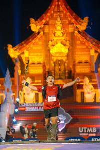 BIB: 6161
                            <button type="button" onclick="openModal(22568366)" class="btn btn-primary btn-sm float-right btn-popup" data-toggle="modal" data-target=".modal-high-quality">
                        <i class="fas fa-shopping-cart"></i> Add to Cart
                    </button>
                                            <button type="button" onclick="isThisMe(22568366, true)" class="btn btn-success btn-sm float-right btn-popup btn-isme hidden" data-toggle="tooltip" data-placement="bottom" title="นี่คือรูปของคุณใช่ไหม คลิกที่นี่เพื่อเอาเข้าอัลบั้ม">
                        <i class="fas fa-plus"></i> Add to album
                    </button>
                    <button type="button" onclick="isThisMe(22568366, false)" class="btn btn-warning btn-sm float-right btn-popup btn-isnotme hidden">
                        <i class="fas fa-ban"></i> Remove from album
                    </button>