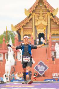 BIB: 5726
                            <button type="button" onclick="openModal(22562131)" class="btn btn-primary btn-sm float-right btn-popup" data-toggle="modal" data-target=".modal-high-quality">
                        <i class="fas fa-shopping-cart"></i> Add to Cart
                    </button>
                                            <button type="button" onclick="isThisMe(22562131, true)" class="btn btn-success btn-sm float-right btn-popup btn-isme hidden" data-toggle="tooltip" data-placement="bottom" title="นี่คือรูปของคุณใช่ไหม คลิกที่นี่เพื่อเอาเข้าอัลบั้ม">
                        <i class="fas fa-plus"></i> Add to album
                    </button>
                    <button type="button" onclick="isThisMe(22562131, false)" class="btn btn-warning btn-sm float-right btn-popup btn-isnotme hidden">
                        <i class="fas fa-ban"></i> Remove from album
                    </button>