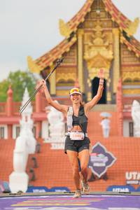 BIB: 5240
                            <button type="button" onclick="openModal(22537217)" class="btn btn-primary btn-sm float-right btn-popup" data-toggle="modal" data-target=".modal-high-quality">
                        <i class="fas fa-shopping-cart"></i> Add to Cart
                    </button>
                                            <button type="button" onclick="isThisMe(22537217, true)" class="btn btn-success btn-sm float-right btn-popup btn-isme hidden" data-toggle="tooltip" data-placement="bottom" title="นี่คือรูปของคุณใช่ไหม คลิกที่นี่เพื่อเอาเข้าอัลบั้ม">
                        <i class="fas fa-plus"></i> Add to album
                    </button>
                    <button type="button" onclick="isThisMe(22537217, false)" class="btn btn-warning btn-sm float-right btn-popup btn-isnotme hidden">
                        <i class="fas fa-ban"></i> Remove from album
                    </button>