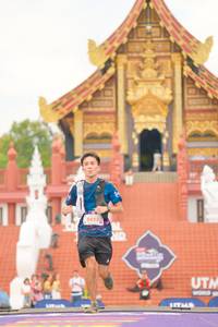 BIB: 5423
                            <button type="button" onclick="openModal(22560152)" class="btn btn-primary btn-sm float-right btn-popup" data-toggle="modal" data-target=".modal-high-quality">
                        <i class="fas fa-shopping-cart"></i> Add to Cart
                    </button>
                                            <button type="button" onclick="isThisMe(22560152, true)" class="btn btn-success btn-sm float-right btn-popup btn-isme hidden" data-toggle="tooltip" data-placement="bottom" title="นี่คือรูปของคุณใช่ไหม คลิกที่นี่เพื่อเอาเข้าอัลบั้ม">
                        <i class="fas fa-plus"></i> Add to album
                    </button>
                    <button type="button" onclick="isThisMe(22560152, false)" class="btn btn-warning btn-sm float-right btn-popup btn-isnotme hidden">
                        <i class="fas fa-ban"></i> Remove from album
                    </button>