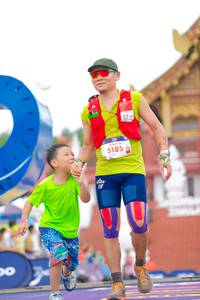 BIB: 5185
                            <button type="button" onclick="openModal(22555452)" class="btn btn-primary btn-sm float-right btn-popup" data-toggle="modal" data-target=".modal-high-quality">
                        <i class="fas fa-shopping-cart"></i> Add to Cart
                    </button>
                                            <button type="button" onclick="isThisMe(22555452, true)" class="btn btn-success btn-sm float-right btn-popup btn-isme hidden" data-toggle="tooltip" data-placement="bottom" title="นี่คือรูปของคุณใช่ไหม คลิกที่นี่เพื่อเอาเข้าอัลบั้ม">
                        <i class="fas fa-plus"></i> Add to album
                    </button>
                    <button type="button" onclick="isThisMe(22555452, false)" class="btn btn-warning btn-sm float-right btn-popup btn-isnotme hidden">
                        <i class="fas fa-ban"></i> Remove from album
                    </button>