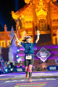 BIB: 3289
                            <button type="button" onclick="openModal(22578976)" class="btn btn-primary btn-sm float-right btn-popup" data-toggle="modal" data-target=".modal-high-quality">
                        <i class="fas fa-shopping-cart"></i> Add to Cart
                    </button>
                                            <button type="button" onclick="isThisMe(22578976, true)" class="btn btn-success btn-sm float-right btn-popup btn-isme hidden" data-toggle="tooltip" data-placement="bottom" title="นี่คือรูปของคุณใช่ไหม คลิกที่นี่เพื่อเอาเข้าอัลบั้ม">
                        <i class="fas fa-plus"></i> Add to album
                    </button>
                    <button type="button" onclick="isThisMe(22578976, false)" class="btn btn-warning btn-sm float-right btn-popup btn-isnotme hidden">
                        <i class="fas fa-ban"></i> Remove from album
                    </button>