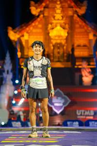 BIB: 9002
                            <button type="button" onclick="openModal(22649900)" class="btn btn-primary btn-sm float-right btn-popup" data-toggle="modal" data-target=".modal-high-quality">
                        <i class="fas fa-shopping-cart"></i> Add to Cart
                    </button>
                                            <button type="button" onclick="isThisMe(22649900, true)" class="btn btn-success btn-sm float-right btn-popup btn-isme hidden" data-toggle="tooltip" data-placement="bottom" title="นี่คือรูปของคุณใช่ไหม คลิกที่นี่เพื่อเอาเข้าอัลบั้ม">
                        <i class="fas fa-plus"></i> Add to album
                    </button>
                    <button type="button" onclick="isThisMe(22649900, false)" class="btn btn-warning btn-sm float-right btn-popup btn-isnotme hidden">
                        <i class="fas fa-ban"></i> Remove from album
                    </button>